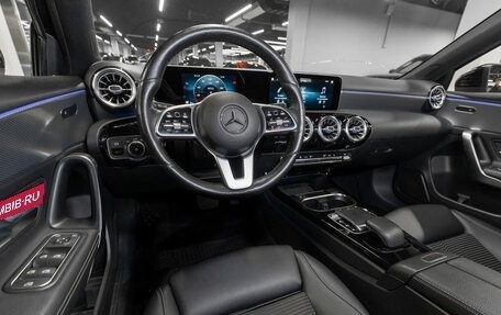 Mercedes-Benz A-Класс, 2018 год, 2 660 000 рублей, 7 фотография