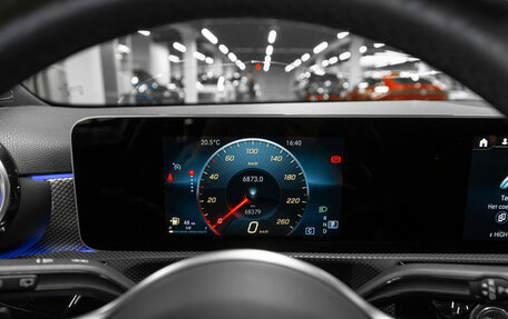 Mercedes-Benz A-Класс, 2018 год, 2 660 000 рублей, 11 фотография