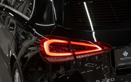 Mercedes-Benz A-Класс, 2018 год, 2 660 000 рублей, 20 фотография