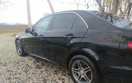 Mercedes-Benz E-Класс, 2011 год, 1 449 000 рублей, 8 фотография