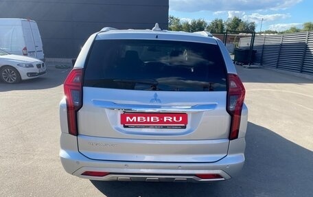 Mitsubishi Pajero Sport III рестайлинг, 2021 год, 3 465 000 рублей, 6 фотография