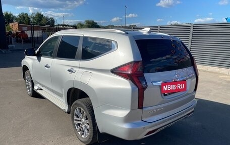 Mitsubishi Pajero Sport III рестайлинг, 2021 год, 3 465 000 рублей, 5 фотография