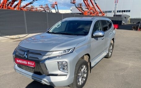 Mitsubishi Pajero Sport III рестайлинг, 2021 год, 3 465 000 рублей, 3 фотография