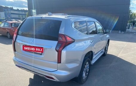 Mitsubishi Pajero Sport III рестайлинг, 2021 год, 3 465 000 рублей, 7 фотография