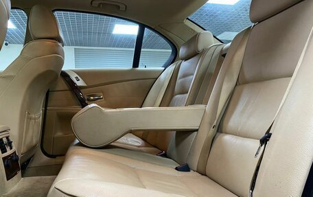 BMW 5 серия, 2005 год, 1 012 000 рублей, 10 фотография