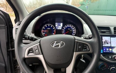 Hyundai Solaris II рестайлинг, 2016 год, 1 100 000 рублей, 2 фотография