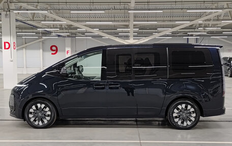 Hyundai Staria, 2021 год, 4 799 000 рублей, 12 фотография