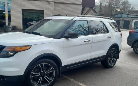 Ford Explorer VI, 2013 год, 1 900 000 рублей, 3 фотография