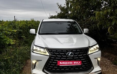 Lexus LX III, 2017 год, 7 500 000 рублей, 2 фотография