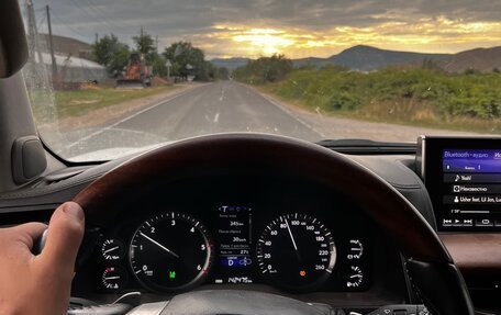 Lexus LX III, 2017 год, 7 500 000 рублей, 5 фотография