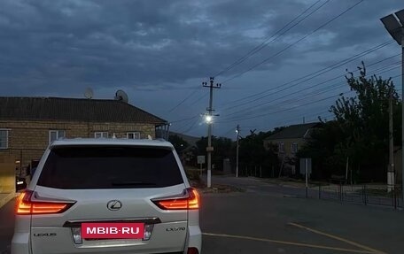 Lexus LX III, 2017 год, 7 500 000 рублей, 6 фотография