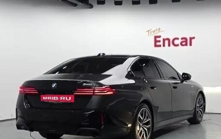 BMW 5 серия, 2023 год, 6 000 000 рублей, 2 фотография