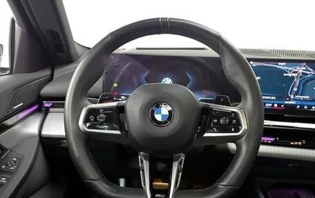 BMW 5 серия, 2023 год, 6 000 000 рублей, 14 фотография