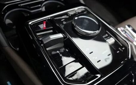 BMW 5 серия, 2023 год, 6 000 000 рублей, 13 фотография