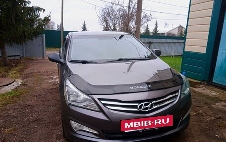 Hyundai Solaris II рестайлинг, 2014 год, 730 000 рублей, 2 фотография