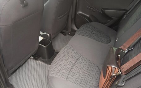 Hyundai Solaris II рестайлинг, 2014 год, 730 000 рублей, 14 фотография