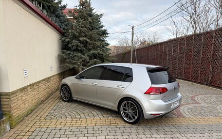 Volkswagen Golf VII, 2013 год, 24 фотография
