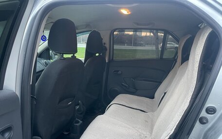 Renault Logan II, 2022 год, 1 250 000 рублей, 6 фотография