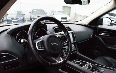 Jaguar F-Pace, 2019 год, 3 198 000 рублей, 12 фотография