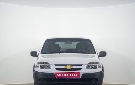 Chevrolet Niva I рестайлинг, 2018 год, 599 000 рублей, 2 фотография