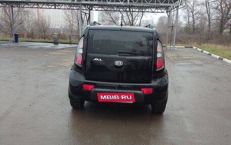 KIA Soul I рестайлинг, 2011 год, 800 000 рублей, 3 фотография