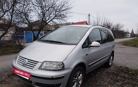 Volkswagen Sharan I рестайлинг, 2005 год, 470 000 рублей, 2 фотография