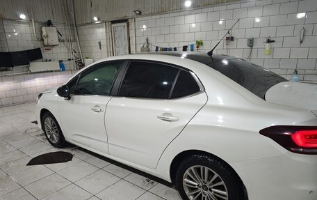 Citroen C4 II рестайлинг, 2022 год, 1 900 000 рублей, 9 фотография