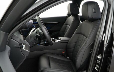 BMW 5 серия, 2023 год, 7 589 050 рублей, 10 фотография