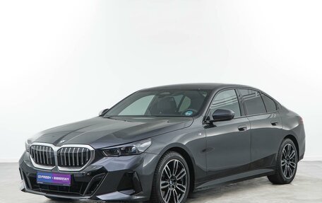 BMW 5 серия, 2023 год, 7 589 050 рублей, 5 фотография