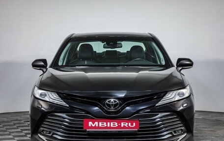 Toyota Camry, 2019 год, 2 850 000 рублей, 2 фотография