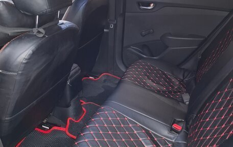 Hyundai Solaris II рестайлинг, 2018 год, 600 000 рублей, 7 фотография