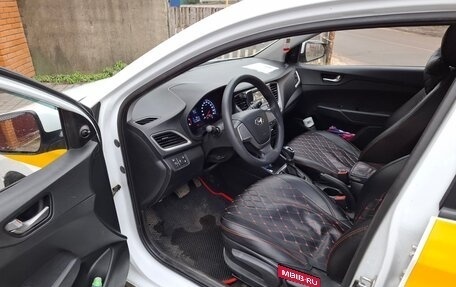 Hyundai Solaris II рестайлинг, 2018 год, 600 000 рублей, 6 фотография