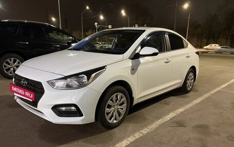 Hyundai Solaris II рестайлинг, 2019 год, 1 200 000 рублей, 2 фотография