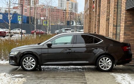 Skoda Superb III рестайлинг, 2018 год, 1 290 000 рублей, 3 фотография