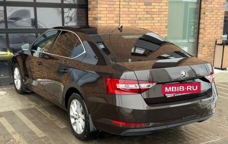 Skoda Superb III рестайлинг, 2018 год, 1 290 000 рублей, 4 фотография