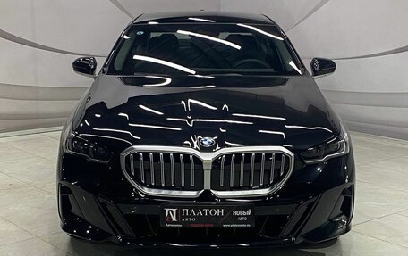 BMW 5 серия, 2025 год, 8 549 000 рублей, 2 фотография