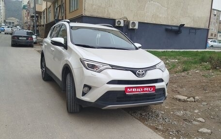 Toyota RAV4, 2018 год, 2 650 000 рублей, 1 фотография
