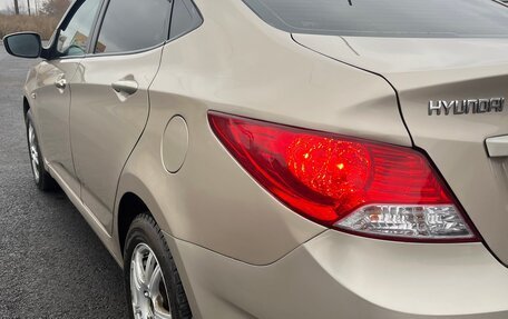 Hyundai Solaris II рестайлинг, 2013 год, 620 000 рублей, 13 фотография