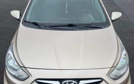 Hyundai Solaris II рестайлинг, 2013 год, 620 000 рублей, 9 фотография