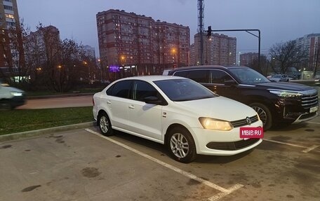 Volkswagen Polo VI (EU Market), 2013 год, 499 000 рублей, 2 фотография