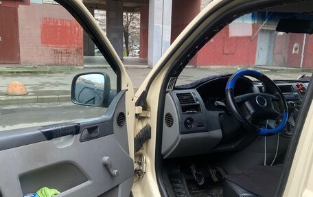 Volkswagen Caravelle T5, 2005 год, 1 100 000 рублей, 9 фотография