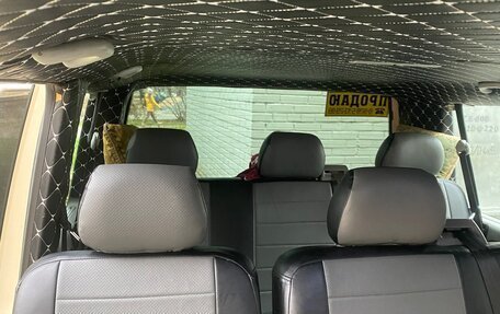 Volkswagen Caravelle T5, 2005 год, 1 100 000 рублей, 17 фотография