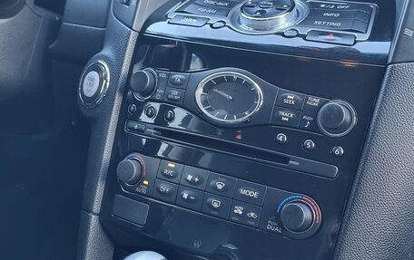 Infiniti FX II, 2011 год, 2 600 000 рублей, 13 фотография