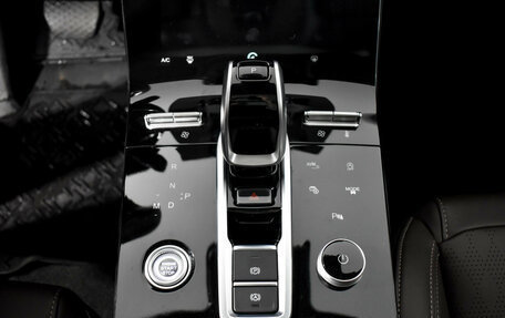 Chery Tiggo 8 Pro, 2022 год, 1 948 000 рублей, 12 фотография