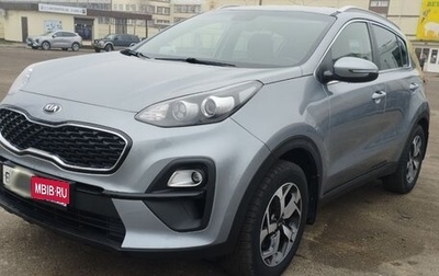 KIA Sportage IV рестайлинг, 2020 год, 2 300 000 рублей, 1 фотография