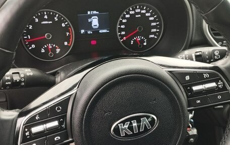 KIA Sportage IV рестайлинг, 2020 год, 2 300 000 рублей, 5 фотография