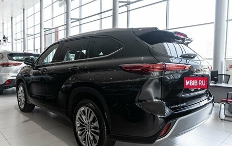 Toyota Highlander, 2025 год, 6 590 000 рублей, 6 фотография
