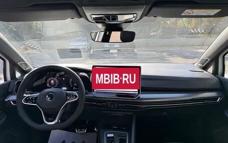 Volkswagen Golf VIII, 2024 год, 2 750 032 рублей, 9 фотография