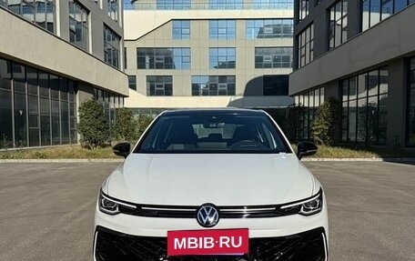 Volkswagen Golf VIII, 2024 год, 2 750 032 рублей, 3 фотография