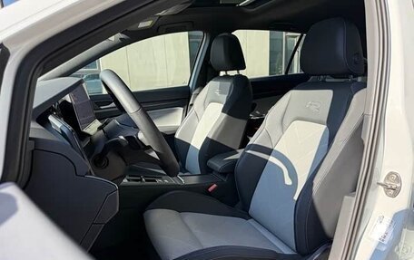 Volkswagen Golf VIII, 2024 год, 2 750 032 рублей, 10 фотография